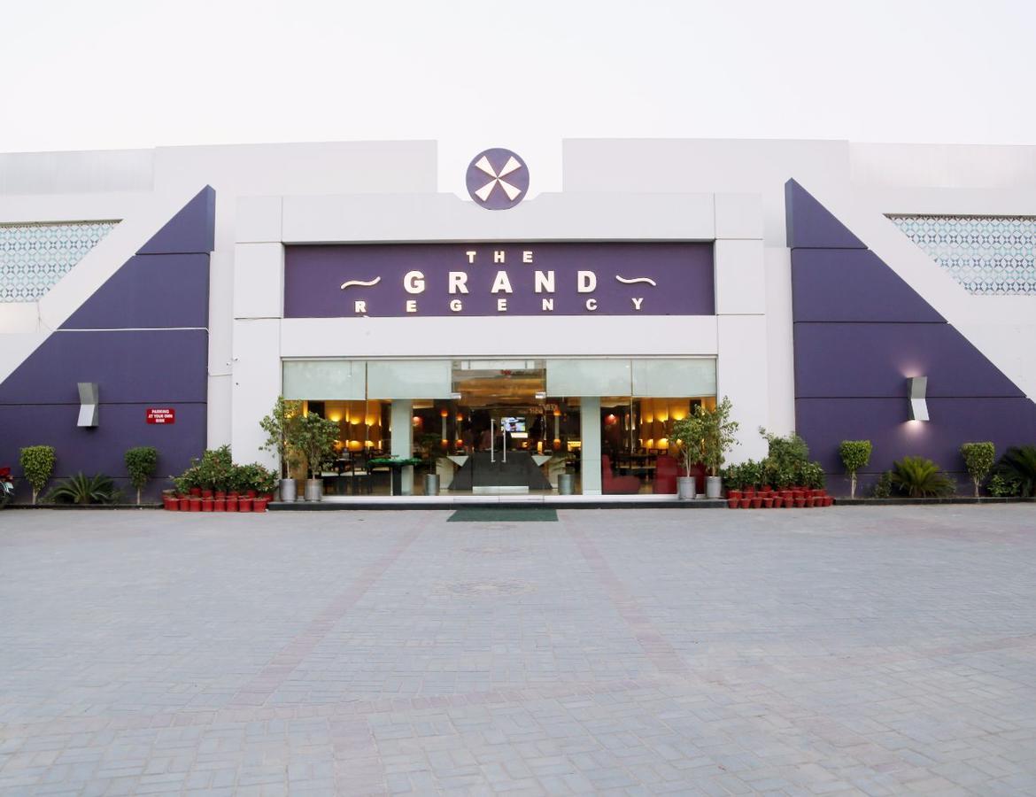 Hotel The Grand Regency Bahawalpur Exteriér fotografie