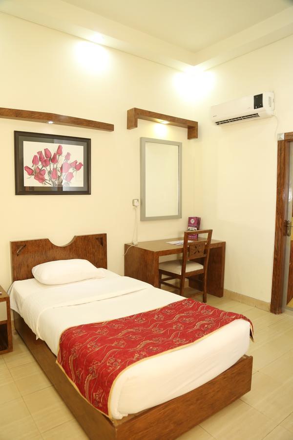 Hotel The Grand Regency Bahawalpur Exteriér fotografie